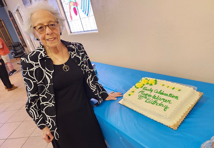 Marcia 90th cake